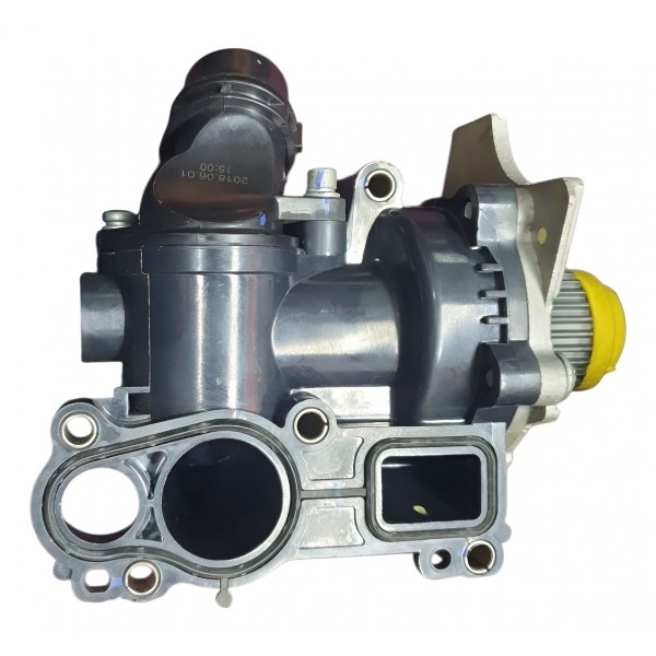 Bomba D'água Audi A3 A4 A5 Tt Vw Golf Jetta Passat 2.0